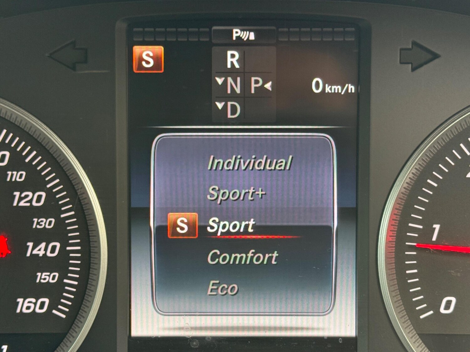 Used Mercedes-Benz C Class 2017 for sale - 76620266: Photo 24