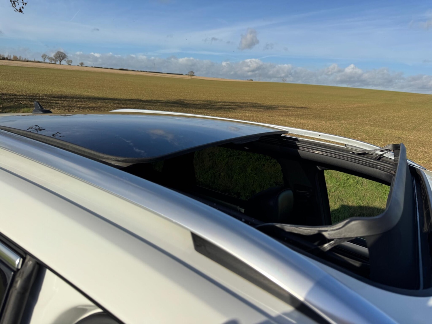 Used Volkswagen Touareg 2015 for sale - 76865829: Photo 12