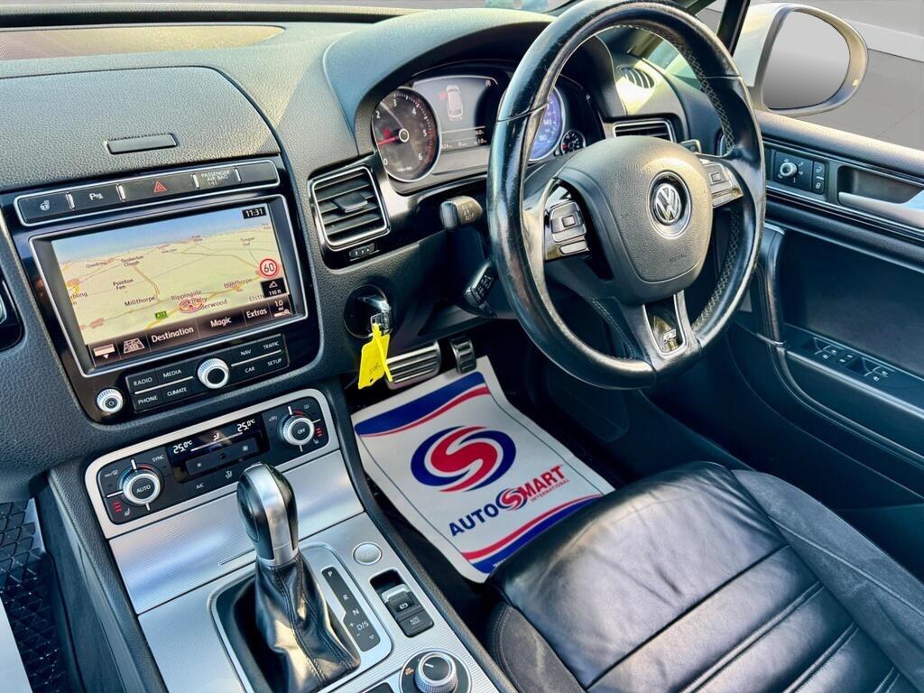 Used Volkswagen Touareg 2015 for sale - 76865829: Photo 16