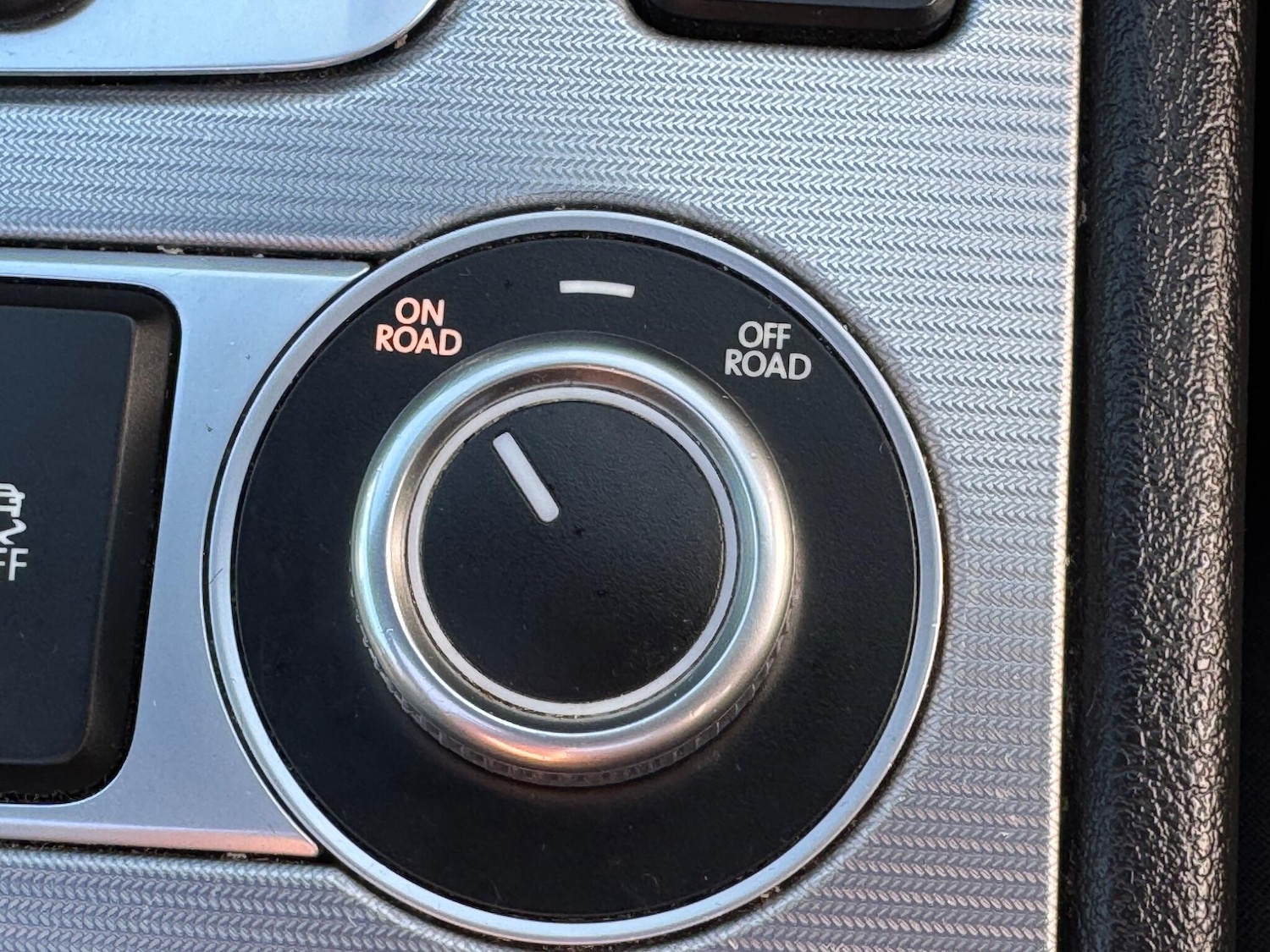 Used Volkswagen Touareg 2015 for sale - 76865829: Photo 36