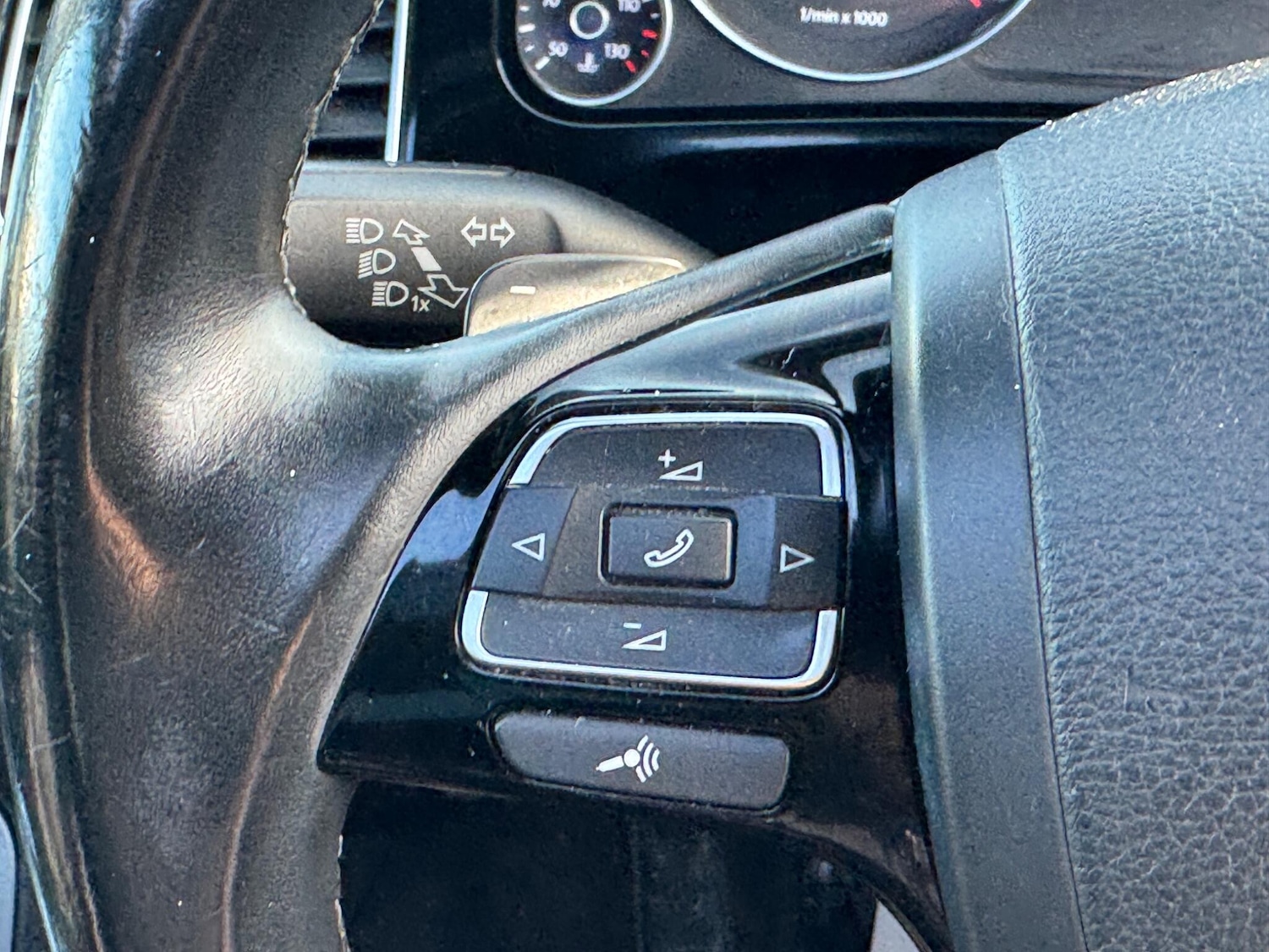 Used Volkswagen Touareg 2015 for sale - 76865829: Photo 38