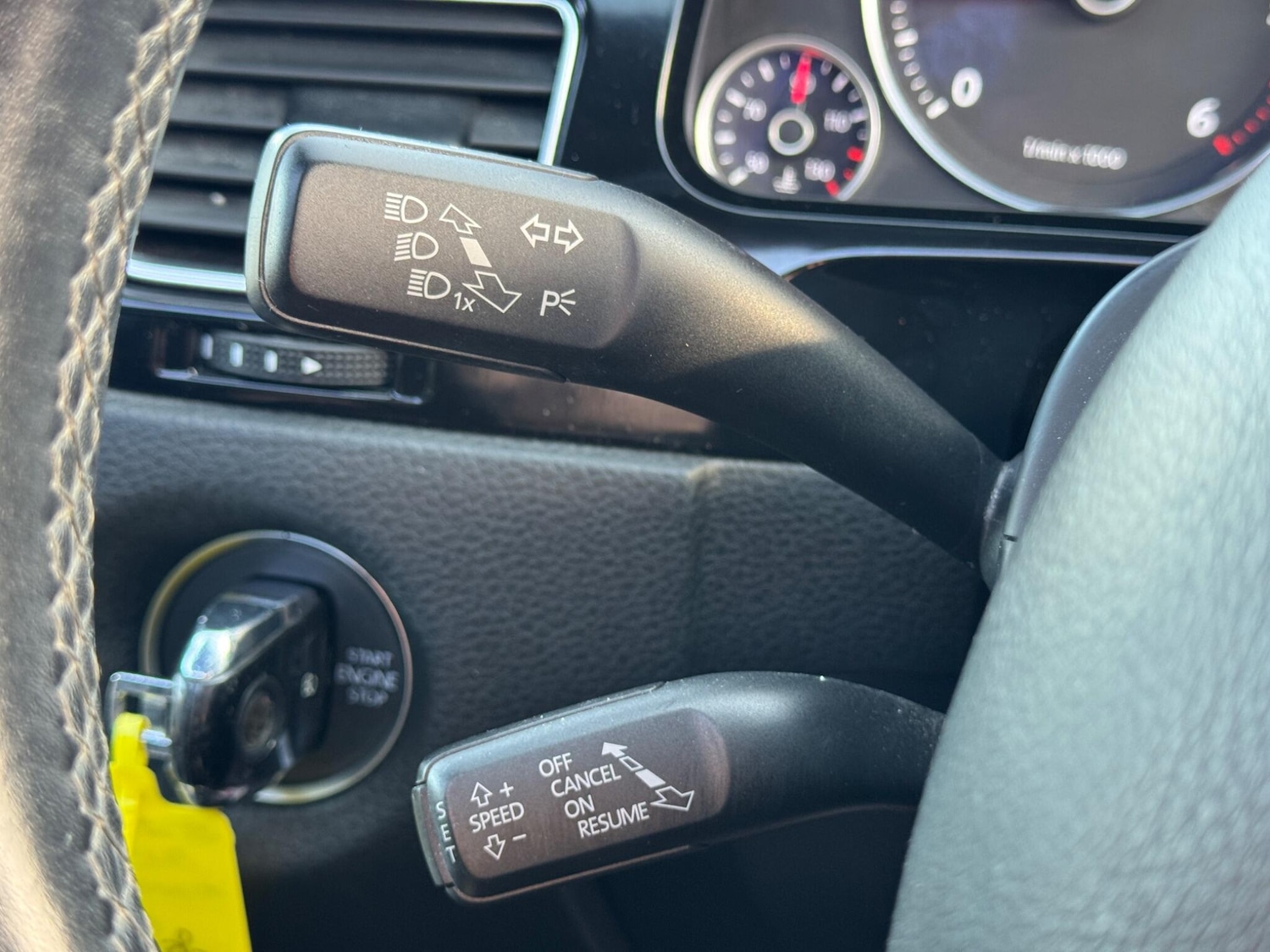 Used Volkswagen Touareg 2015 for sale - 76865829: Photo 42