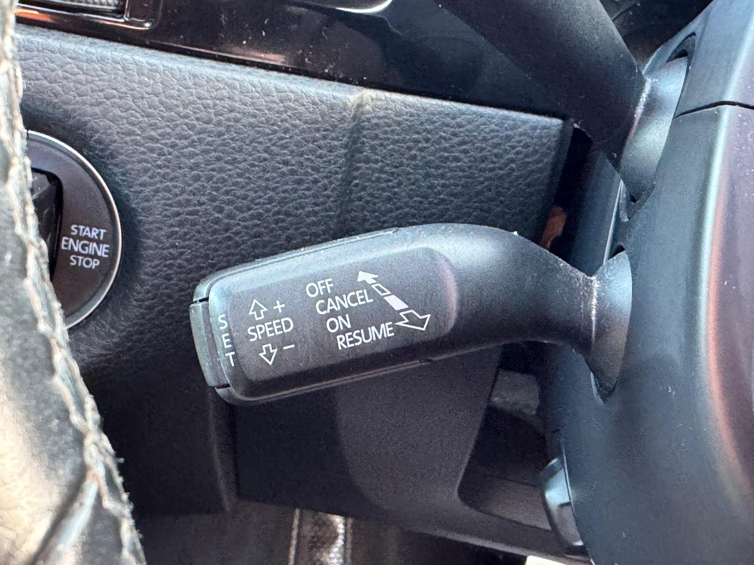 Used Volkswagen Touareg 2015 for sale - 76865829: Photo 43