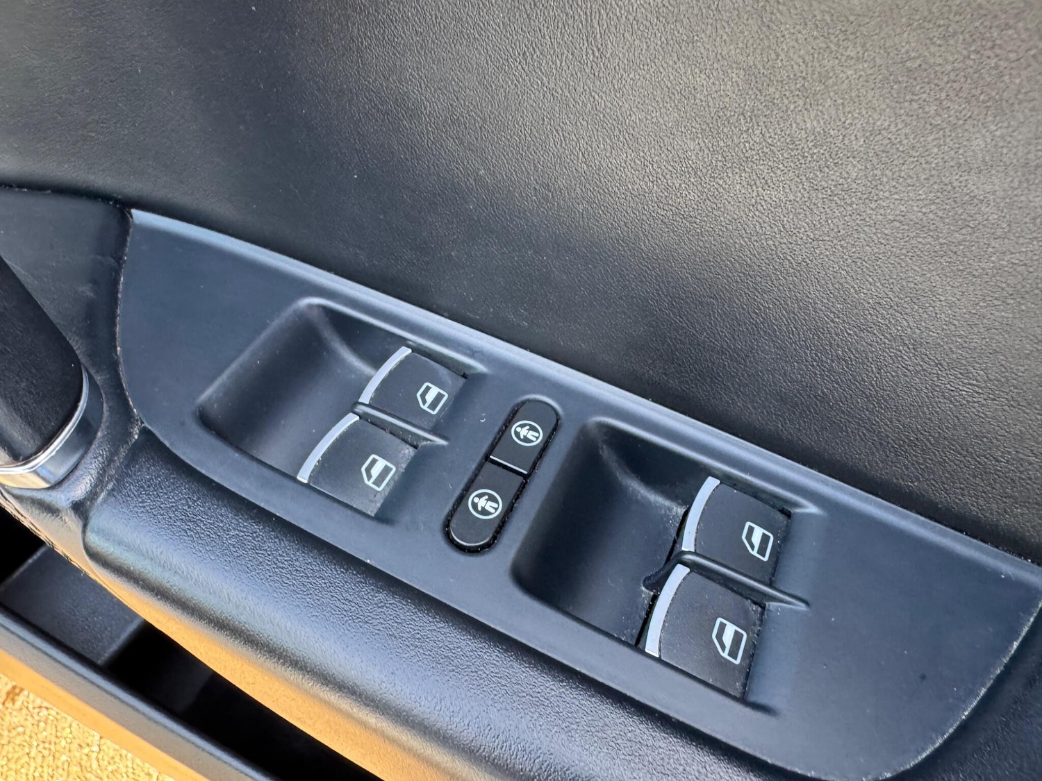 Used Volkswagen Touareg 2015 for sale - 76865829: Photo 51