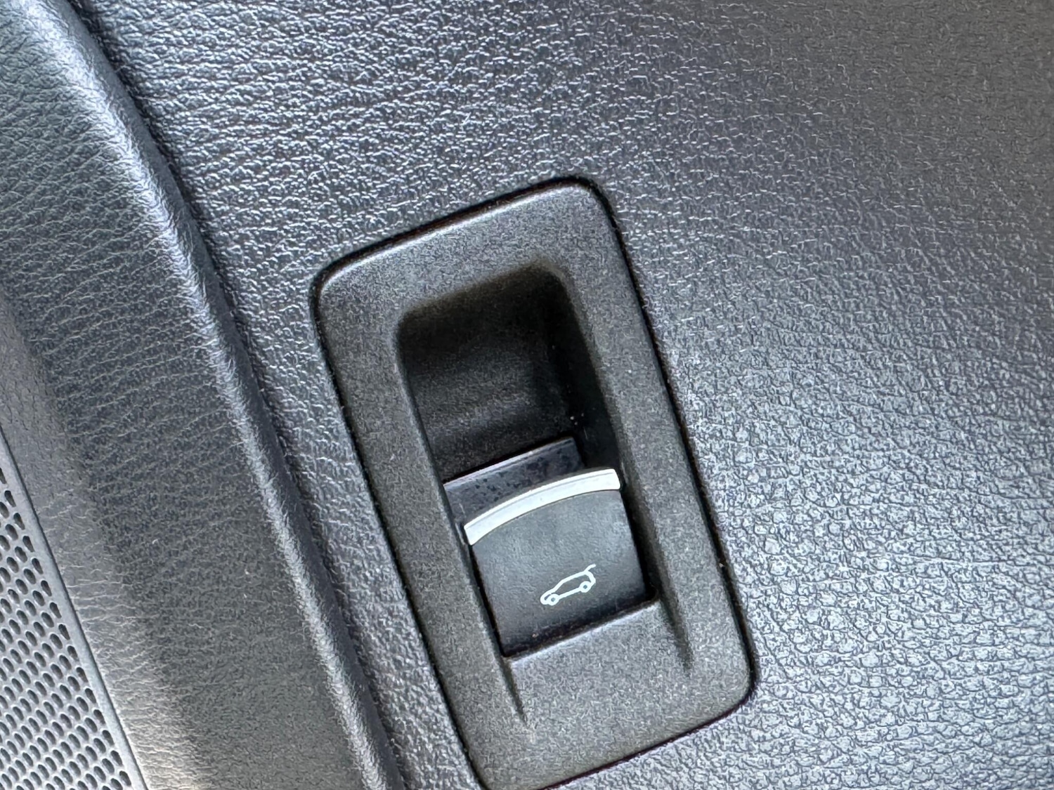 Used Volkswagen Touareg 2015 for sale - 76865829: Photo 52