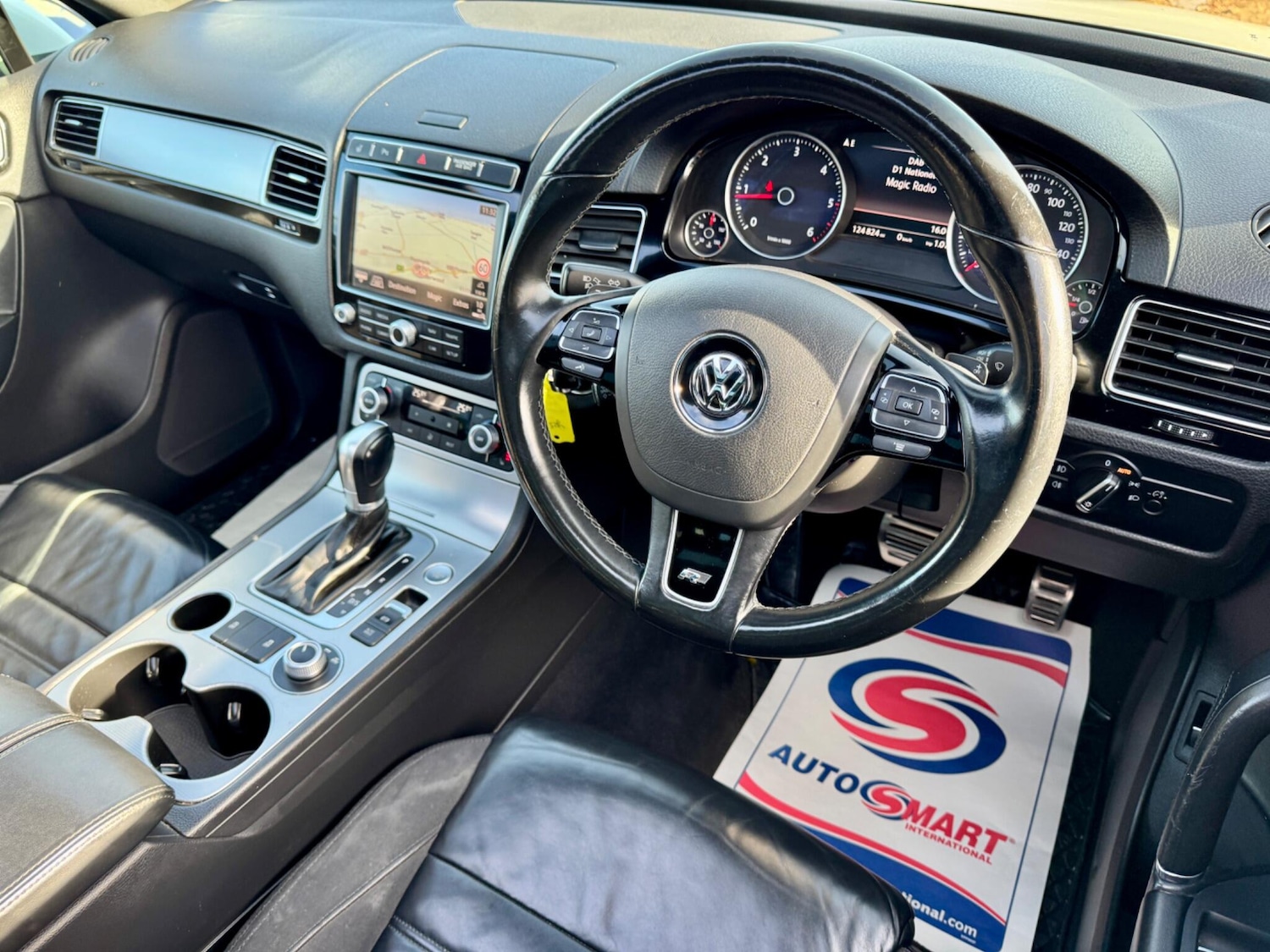 Used Volkswagen Touareg 2015 for sale - 76865829: Photo 54