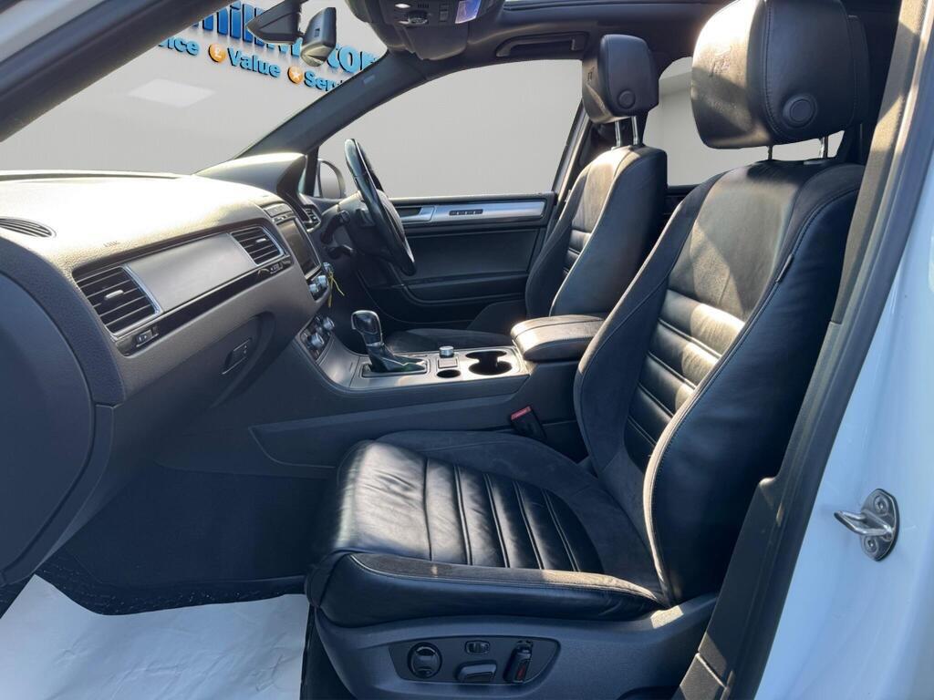 Used Volkswagen Touareg 2015 for sale - 76865829: Photo 55