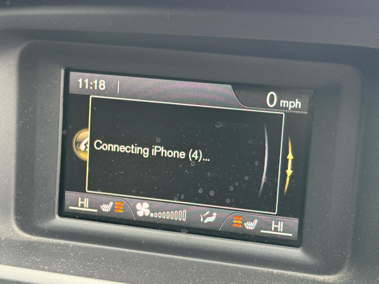 Used Volvo V40 2018 for sale - 77982339: Photo 10