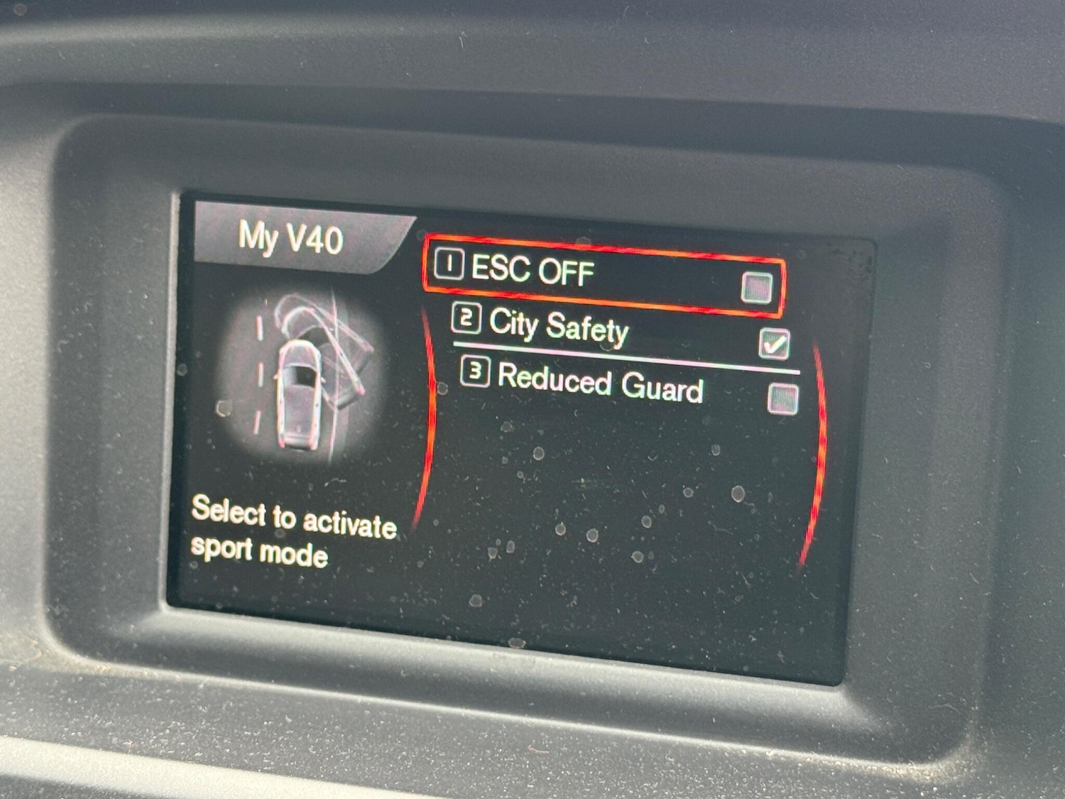 Used Volvo V40 2018 for sale - 77982339: Photo 12