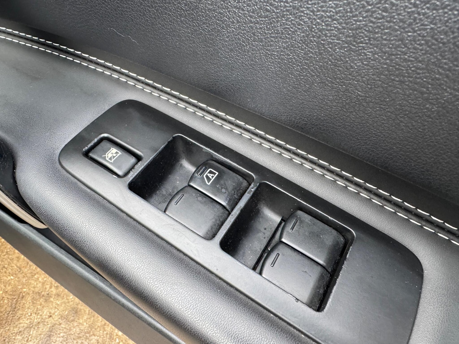 Used Nissan Qashqai+2 2010 for sale - 77411992: Photo 23