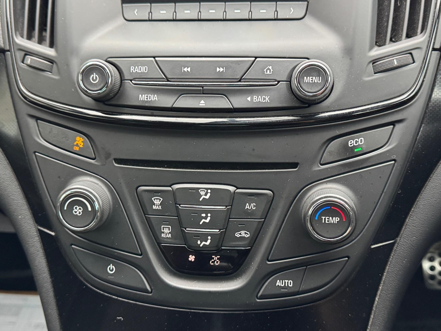 Used Vauxhall Insignia for sale - 76964546: Photo 10