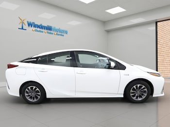 Used Toyota Prius 2021 for sale - 79181096: Photo
