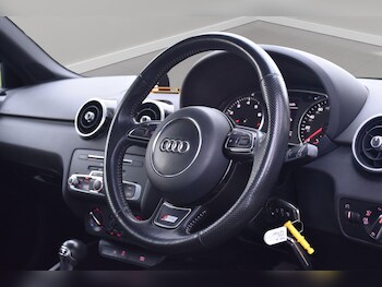 Used Audi A1 2017 for sale - 77704931: Photo