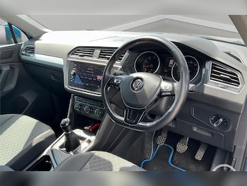 Used Volkswagen Tiguan 2019 for sale - 79396002: Photo