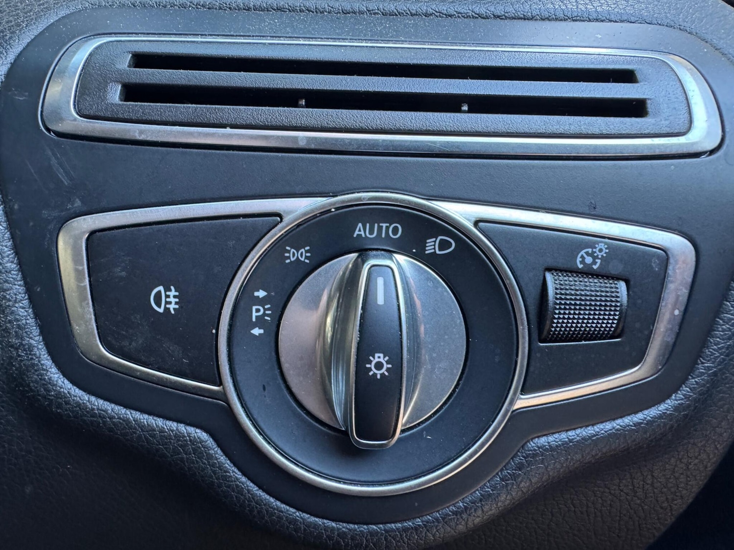 Used Mercedes-Benz C Class for sale - 77925215: Photo 35