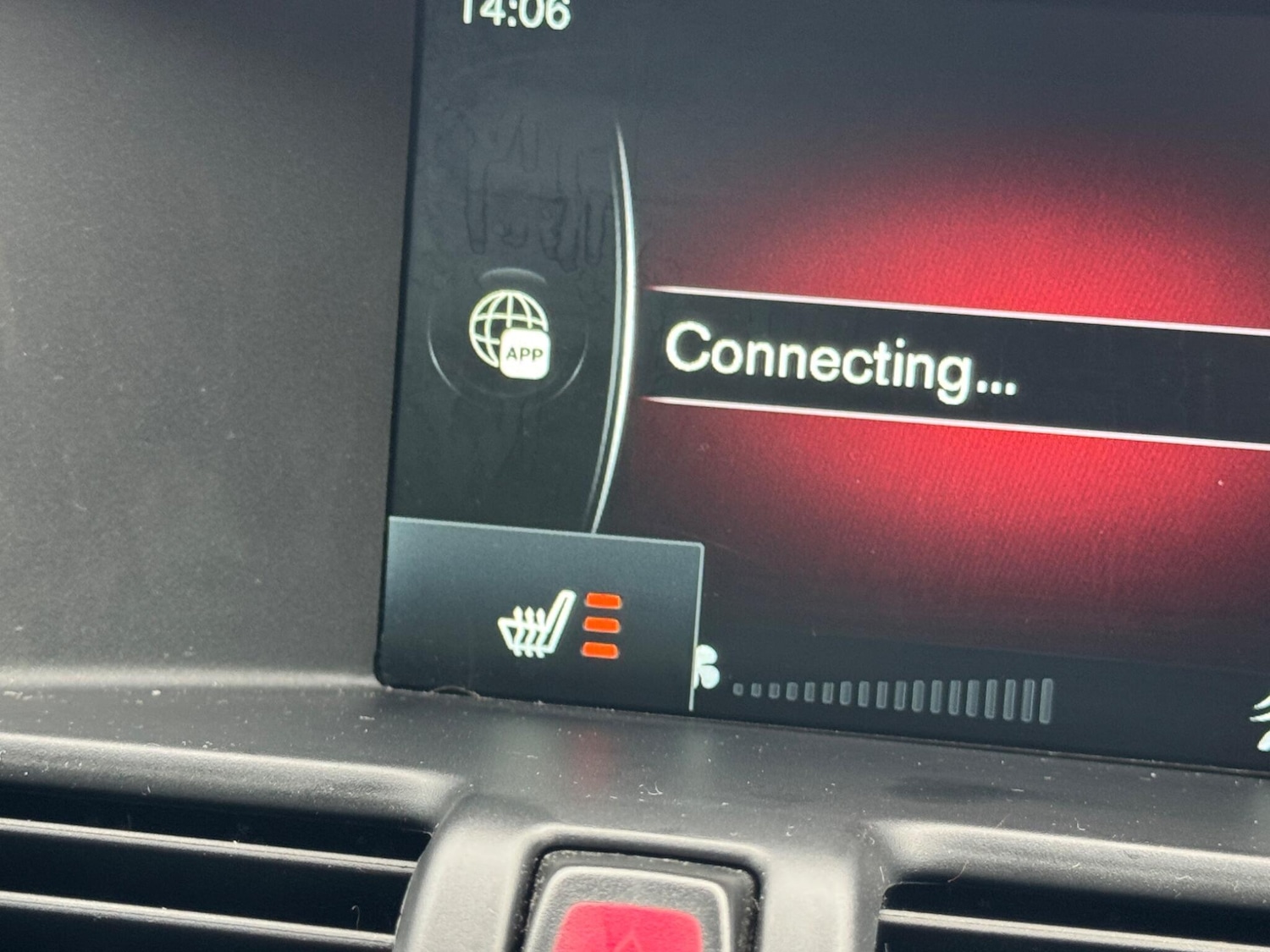 Used Volvo XC60 2015 for sale - 76728030: Photo 11