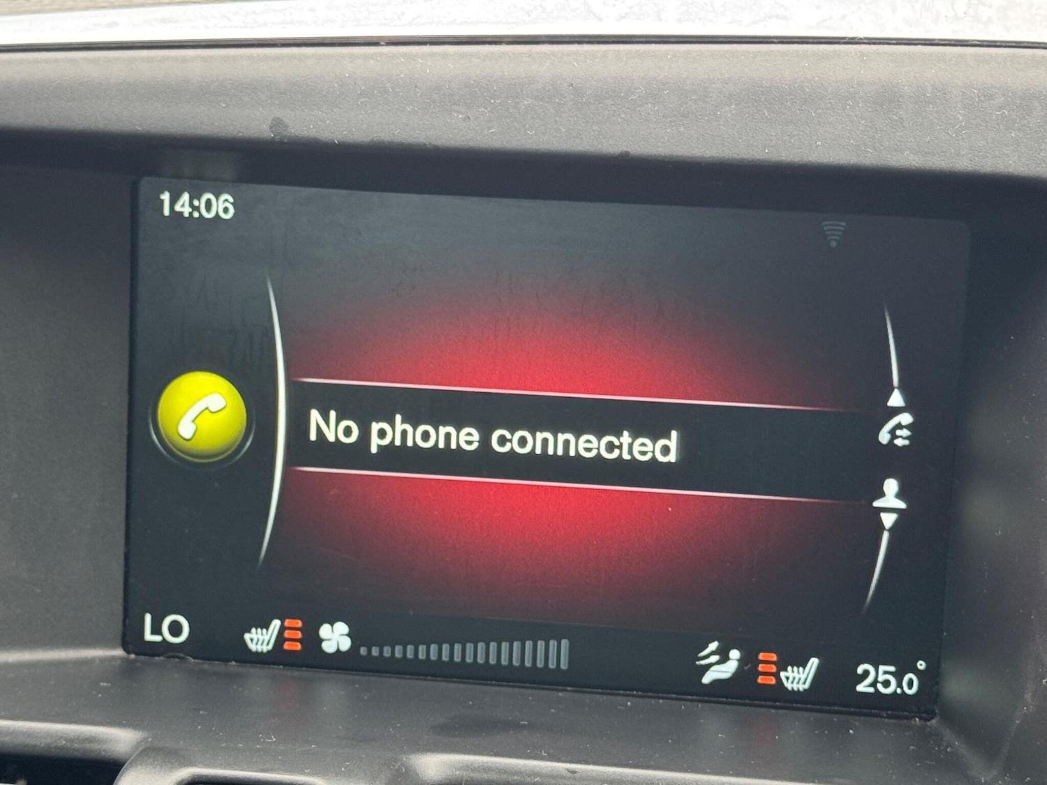 Used Volvo XC60 2015 for sale - 76728030: Photo 14