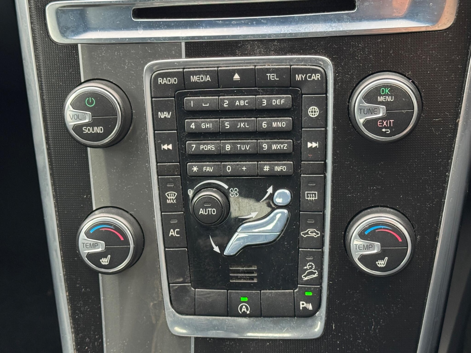 Used Volvo XC60 2015 for sale - 76728030: Photo 20