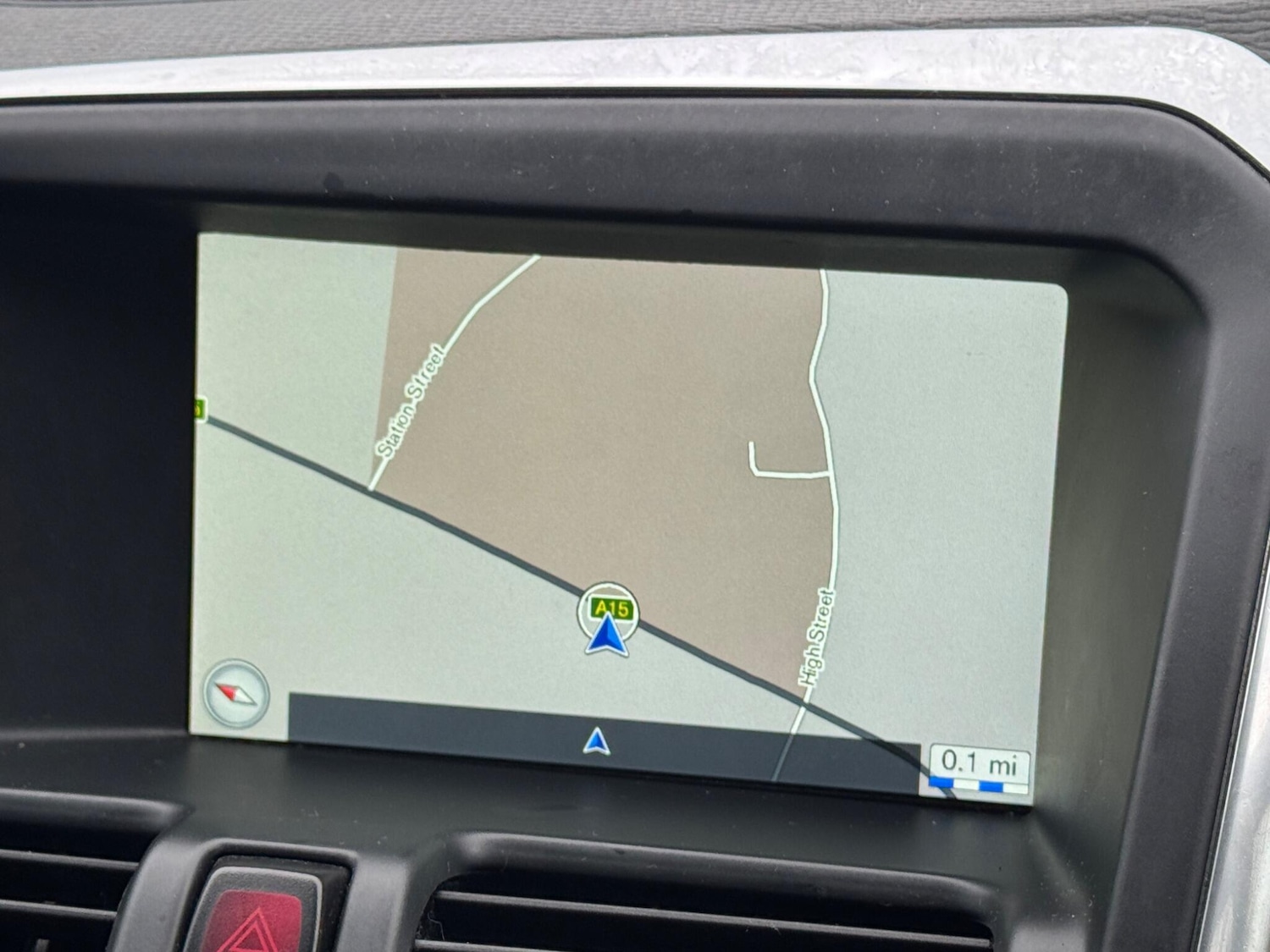 Used Volvo XC60 2015 for sale - 76728030: Photo 9