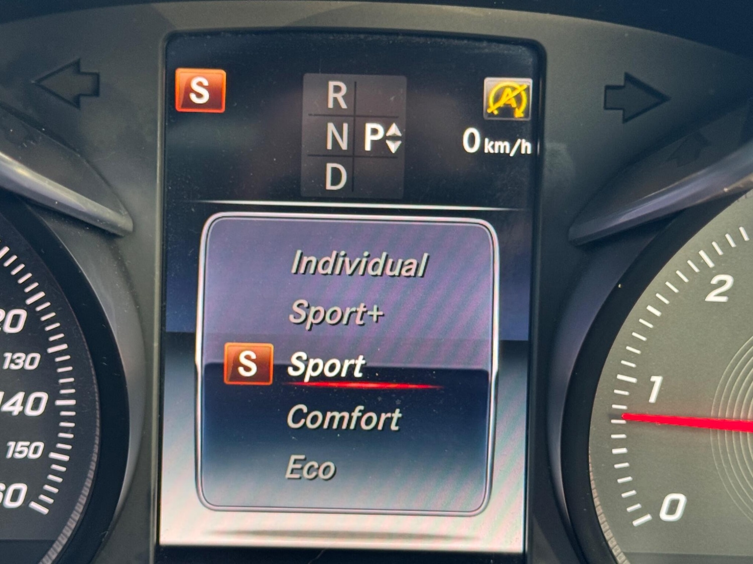 Used Mercedes-Benz GLC 2018 for sale - 77705653: Photo 31