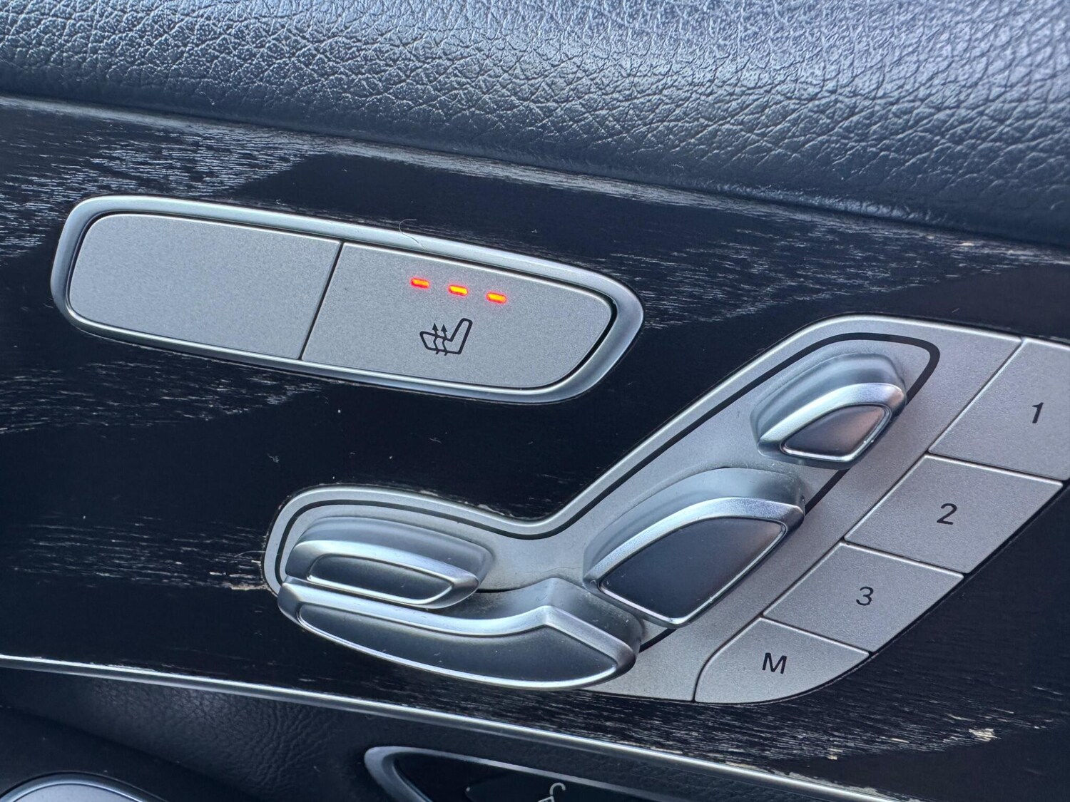 Used Mercedes-Benz GLC 2018 for sale - 77705653: Photo 41