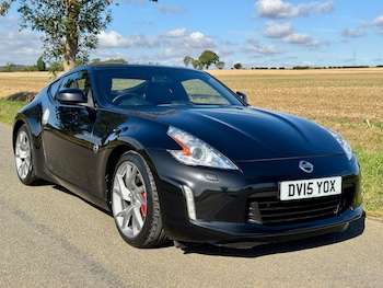 Nissan - 370 Z