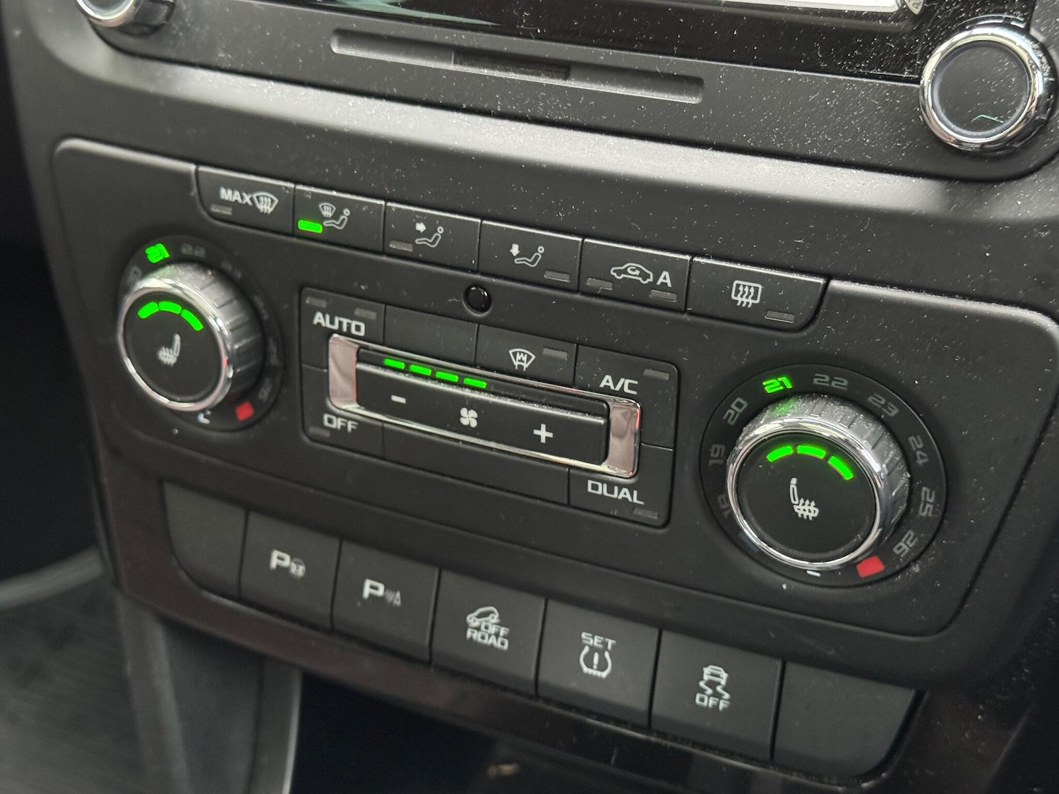 Used Skoda Yeti 2014 for sale - 77215143: Photo 24