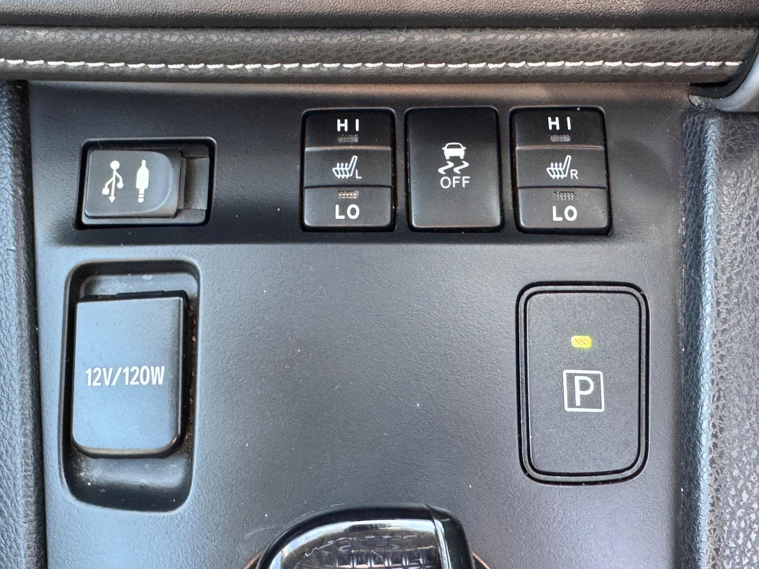 Used Toyota Auris 2017 for sale - 76473714: Photo 24