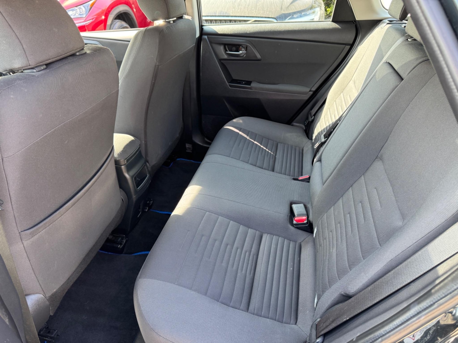 Used Toyota Auris 2017 for sale - 76473714: Photo 40