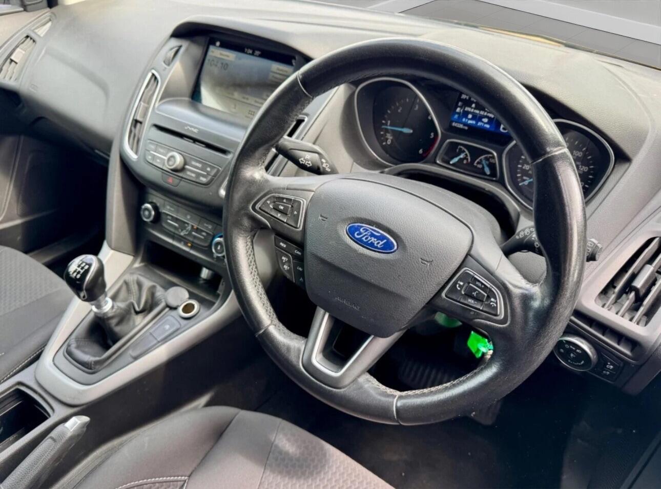 Used Ford Focus 2018 for sale - 77120846: Photo 2