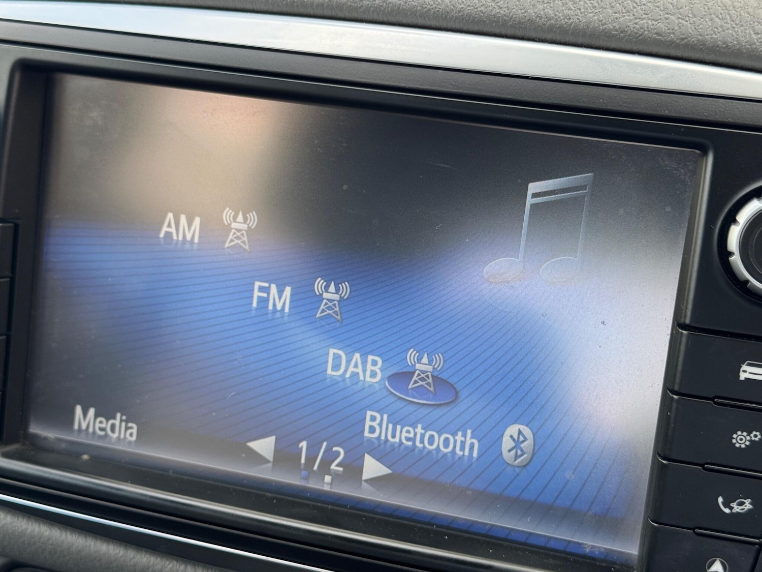 Used Toyota Yaris 2019 for sale - 76613041: Photo 14