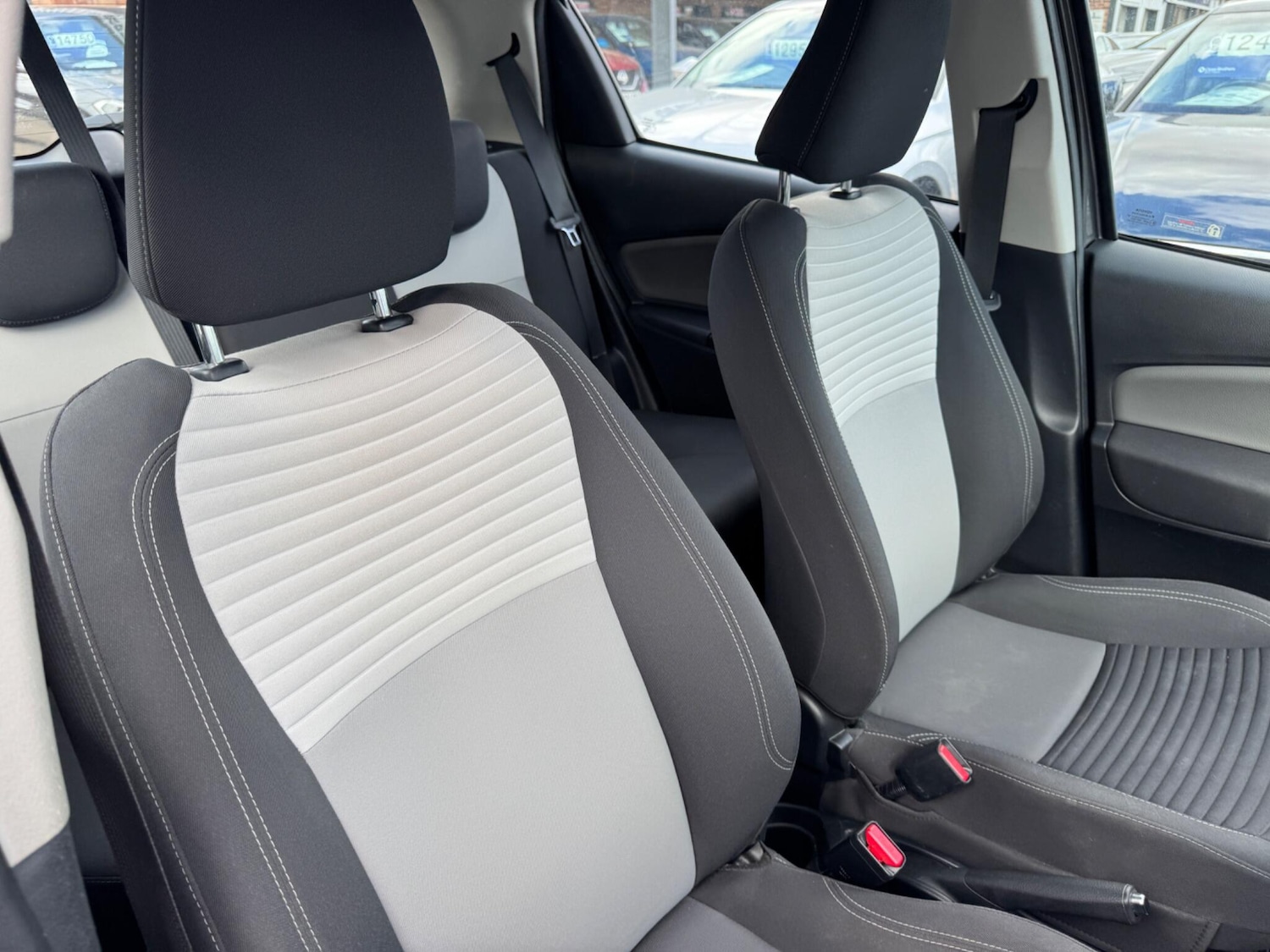 Used Toyota Yaris 2019 for sale - 76613041: Photo 9