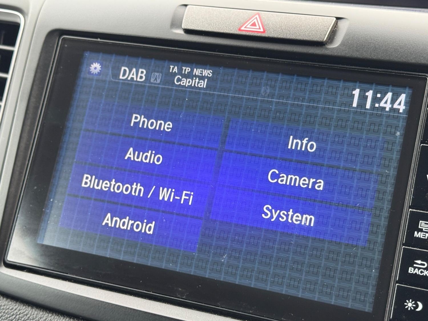 Used Honda CR-V 2017 for sale - 76499458: Photo 17