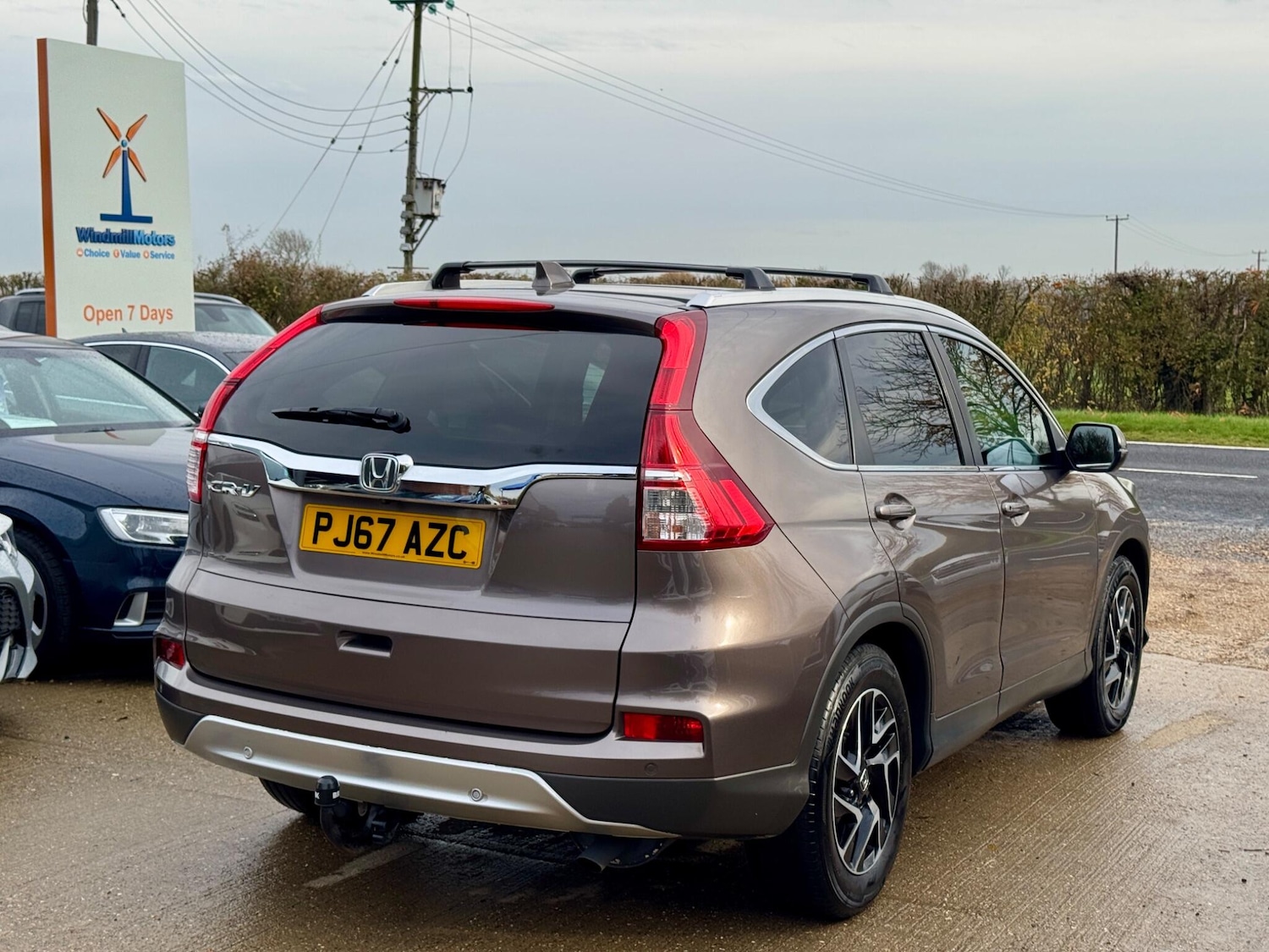 Used Honda CR-V 2017 for sale - 76499458: Photo 3