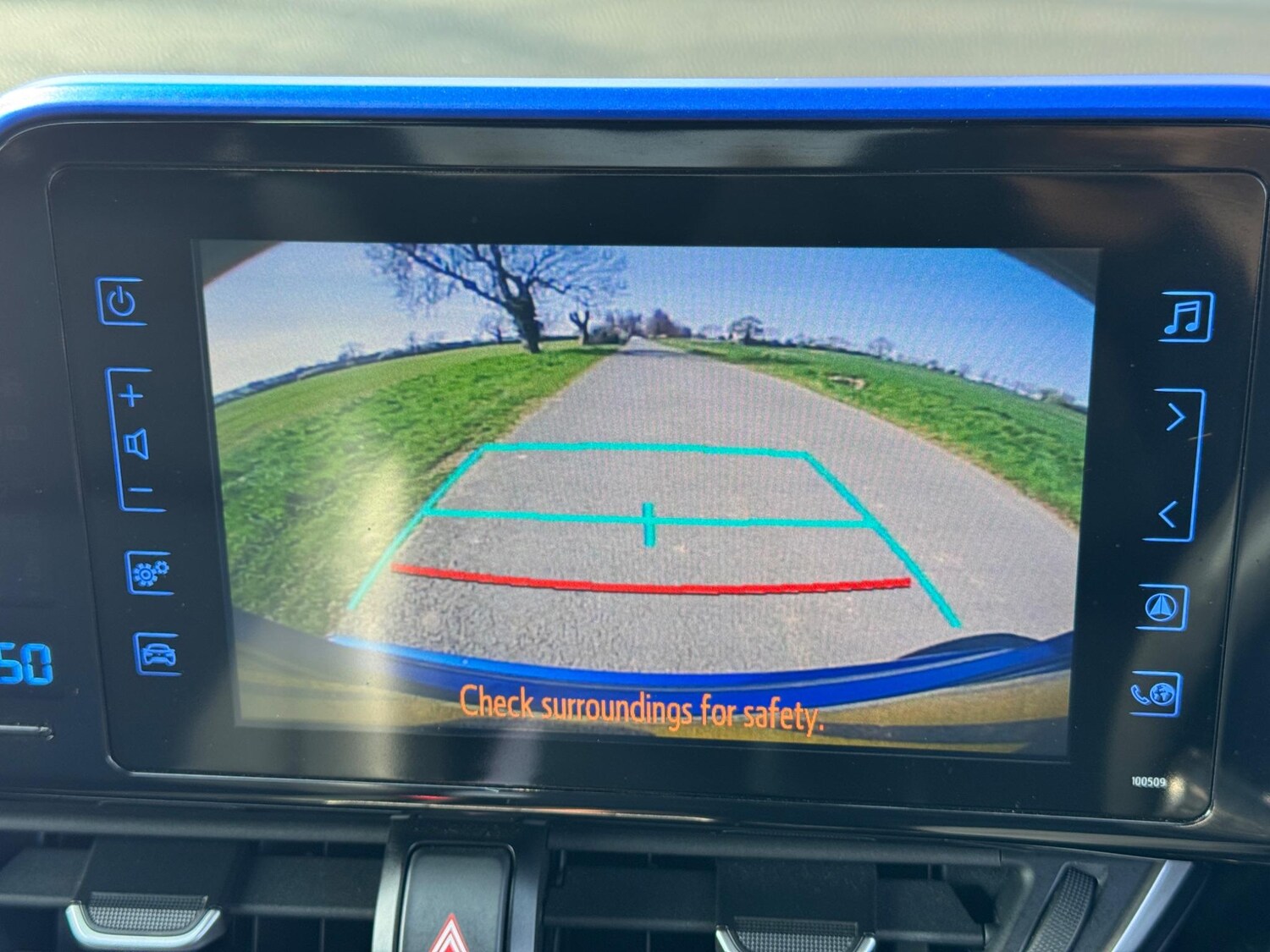 Used Toyota C-HR 2017 for sale - 76446675: Photo 15