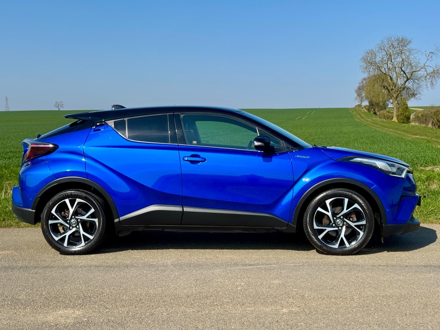 Used Toyota C-HR 2017 for sale - 76446675: Photo 3