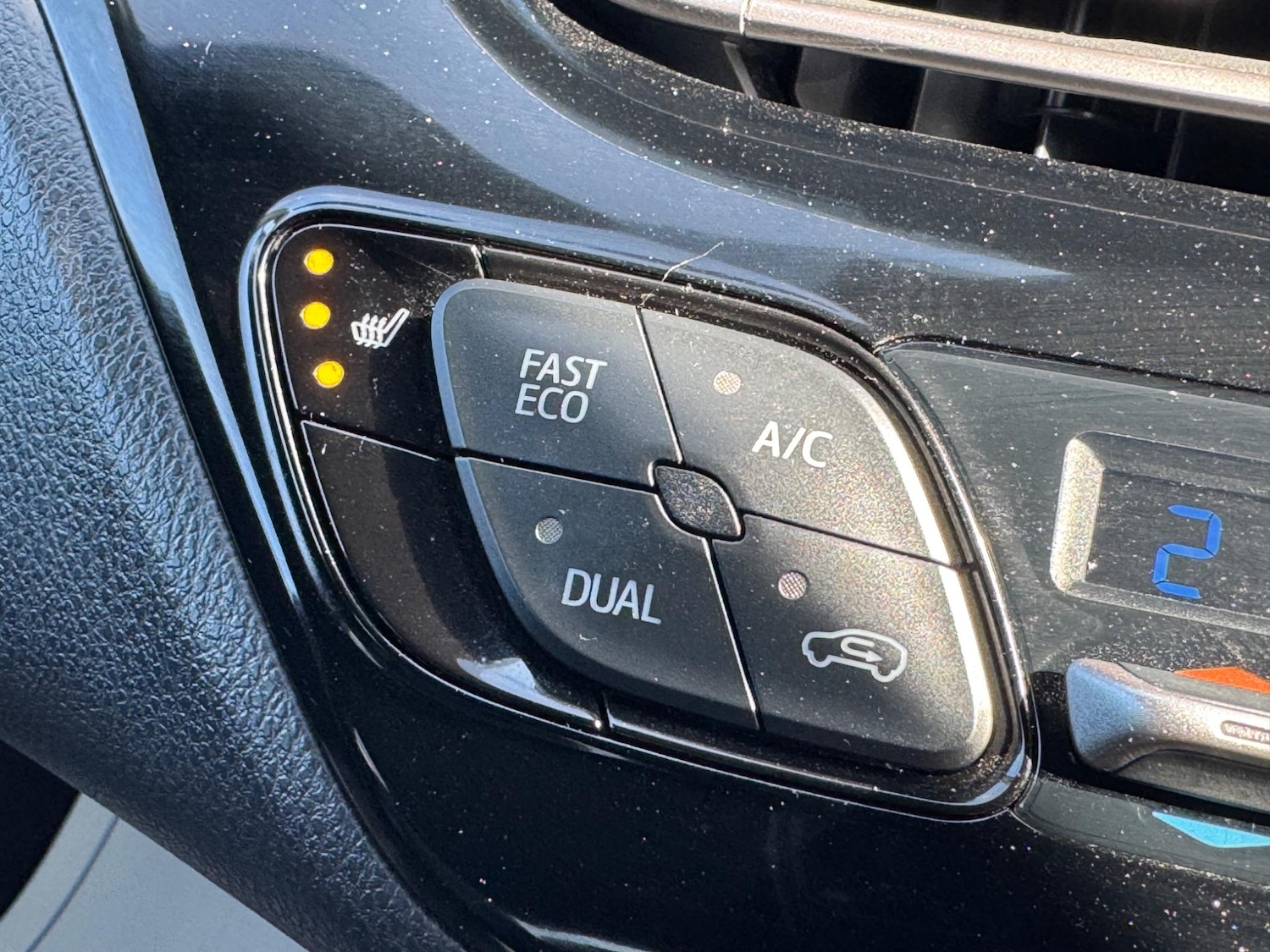 Used Toyota C-HR 2017 for sale - 76446675: Photo 30