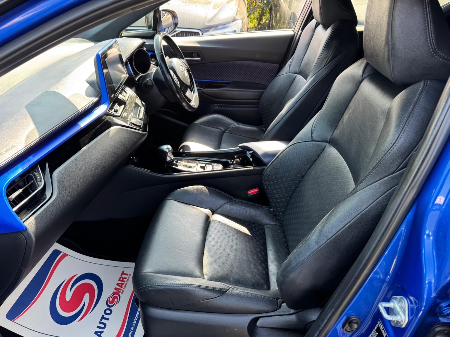 Used Toyota C-HR 2017 for sale - 76446675: Photo 47