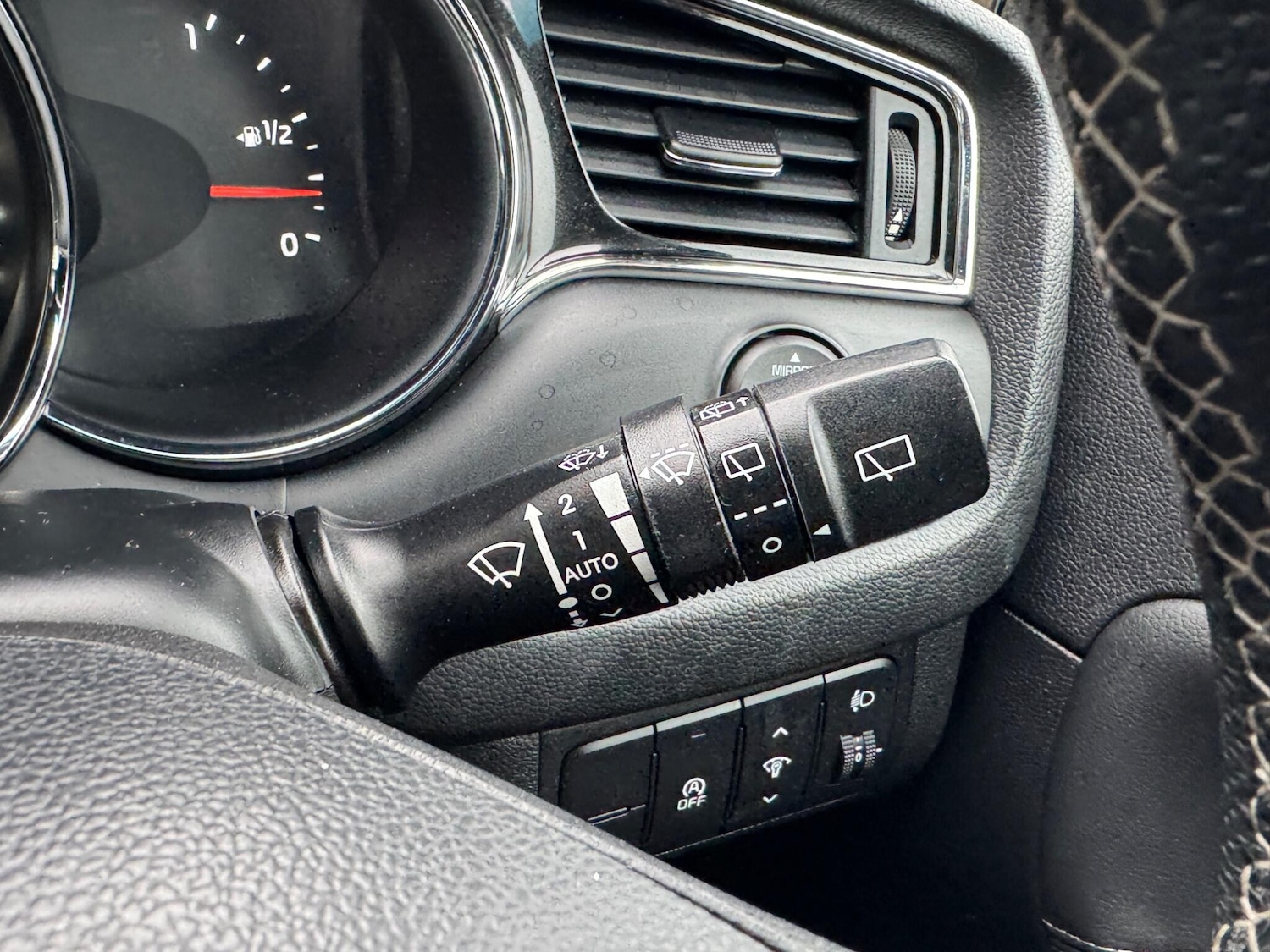 Used Kia Ceed 2018 for sale - 77564597: Photo 24