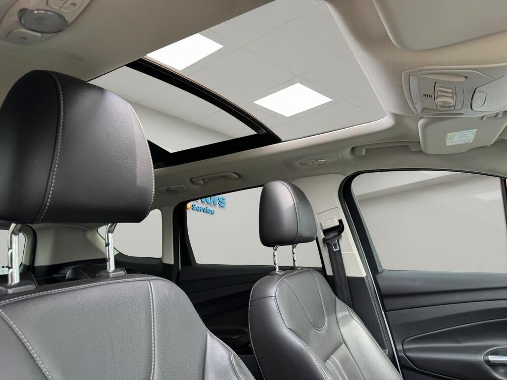 Used Ford Kuga 2016 for sale - 77982419: Photo 3