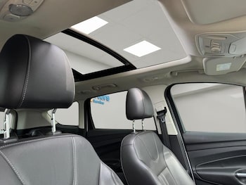 Used Ford Kuga 2016 for sale - 77982419: Photo