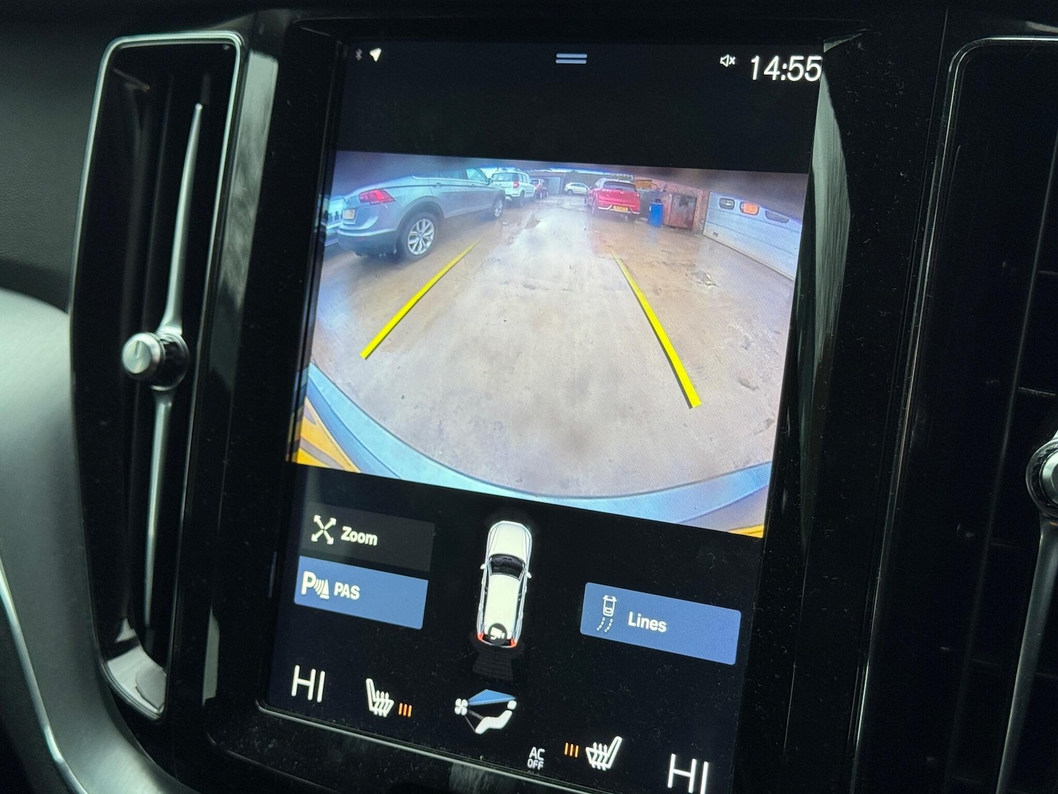 Used Volvo XC60 2018 for sale - 77155997: Photo 4