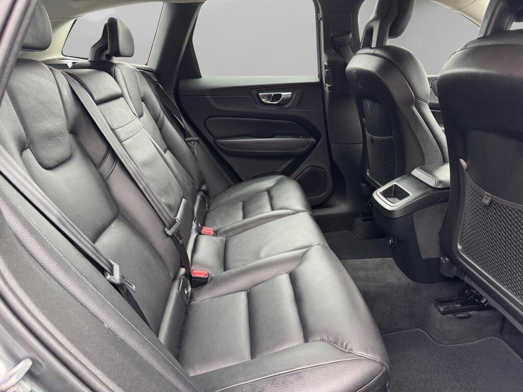 Used Volvo XC60 2018 for sale - 77155997: Photo 46