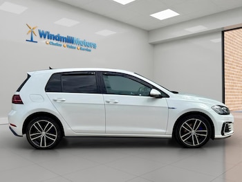 Used Volkswagen Golf 2017 for sale - 79544095: Photo