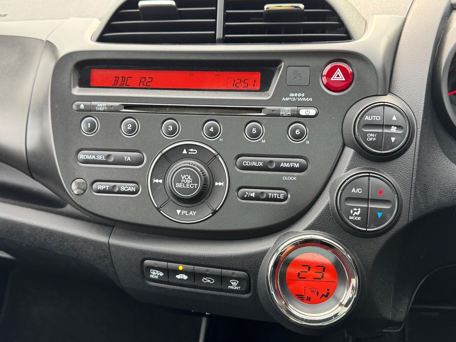 Used Honda Jazz 2013 for sale - 76975655: Photo 8