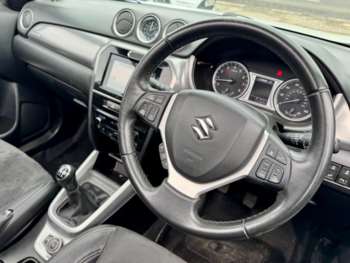 Used Suzuki Vitara 2015 for sale - 74148406: Photo