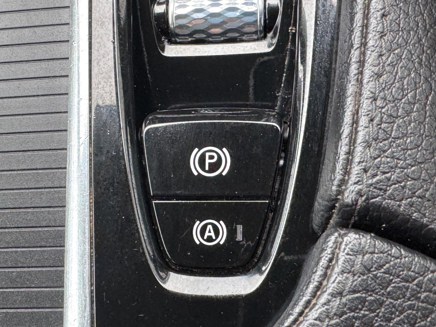 Used Volvo V90 Cross Country 2019 for sale - 77440793: Photo 31