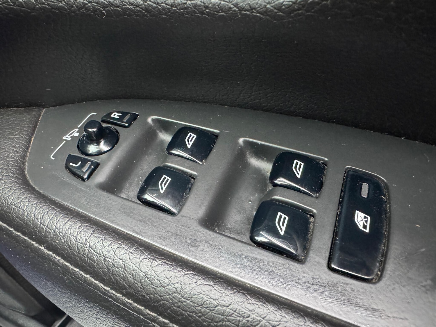 Used Volvo V90 Cross Country 2019 for sale - 77440793: Photo 38