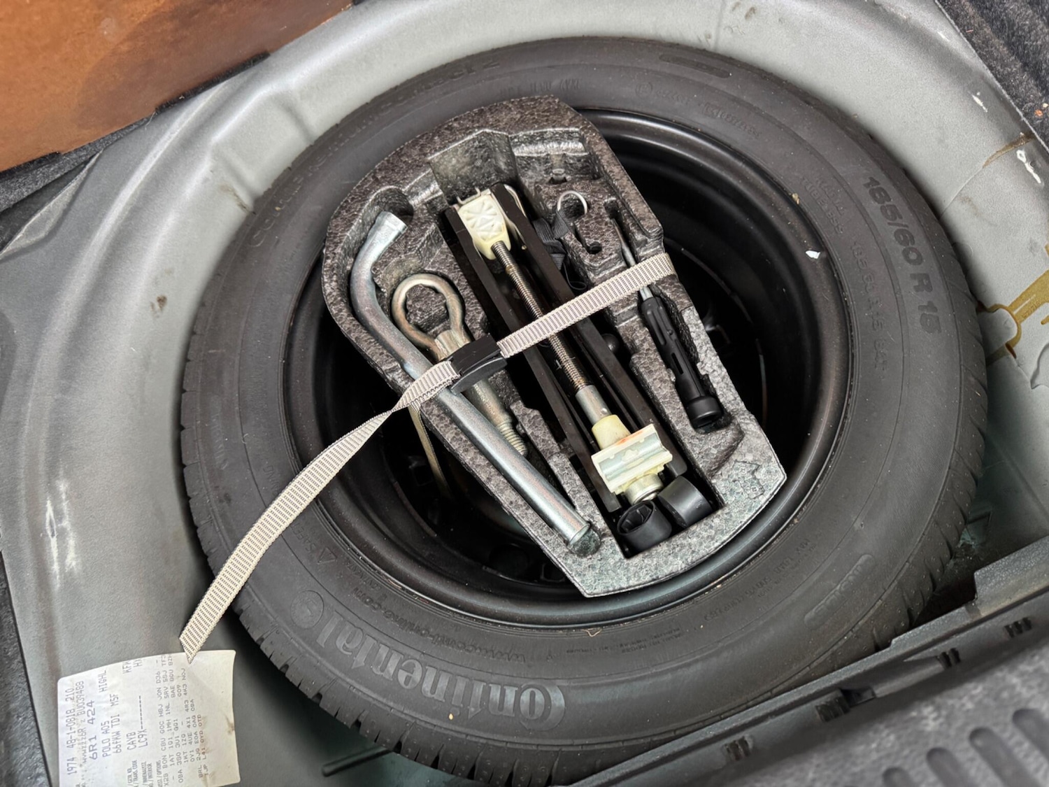 Used Volkswagen Polo 2011 for sale - 77793600: Photo 24