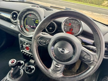 Used MINI Convertible 2015 for sale - 75950104: Photo